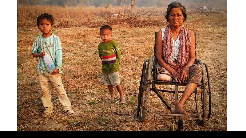 Kambodschaner haben immer noch Angst vor dunkler Erde – Katastrophe, die die USA über Kambodscha gebracht haben + Bilder