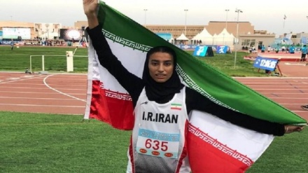 Die iranische Läuferin gewinnt Gold bei der Asienmeisterschaft