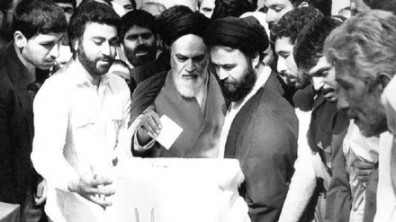 国民投票によるイラン・イスラム共和国成立