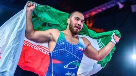 Irans dominierende Ringen-Meisterschaft (Freistil) in Asien