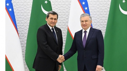 Türkmen-Özbek gatnaşyklaryny ösdürmek meseleleri ara alnyp maslahatlaşyldy 
