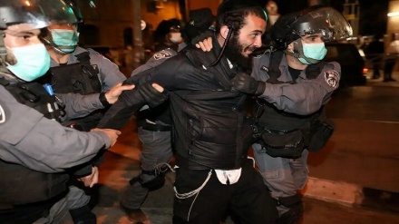 درگیری پلیس رژیم صهیونیستی با معترضان در تل‌آویو