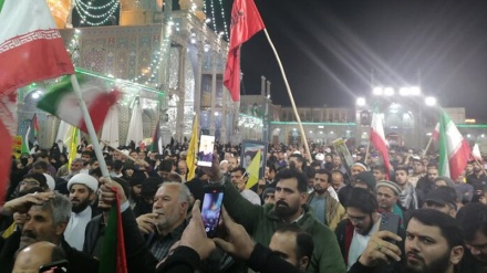 Populli iranian mbështet veprimin ndëshkues të Gardës Revolucionare kundër regjimit sionist