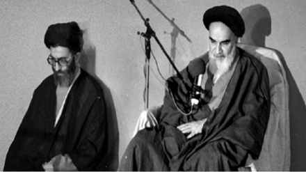 رهبری امام خمینی(ره) و تأثیر آن در موفقیت انقلاب اسلامی ایران
