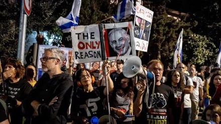 Mengapa Warga Zionis Terus Mendemo Netanyahu di Tel Aviv?