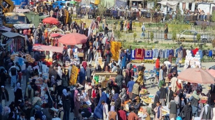 حضور گسترده مردم کابل در بازارها در آستانه عید فطر