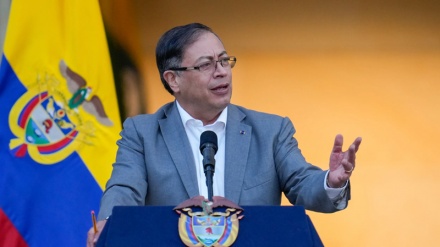 Kolumbia hap ambasadën në Bregun Perëndimor