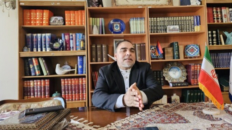 Երևանում Իրանի մշակույթի խորհրդական․ Պարսից լեզվի ուսուցմամբ և Իրանի  գրավչությունները ներկայացնելով,  պայքարում ենք իրանաֆոբիայի դեմ