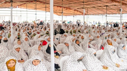 جشن تکلیف دو هزار دختر افغانستانی در نمایشگاه قرآن کابل
