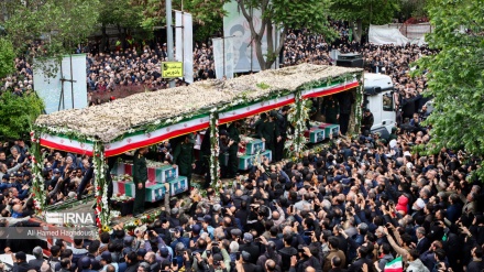 Ceremonia e funeralit të Sejed Ebrahim Raisi, Amir Abdulahjan dhe shoqëruesve të tjerë/Foto