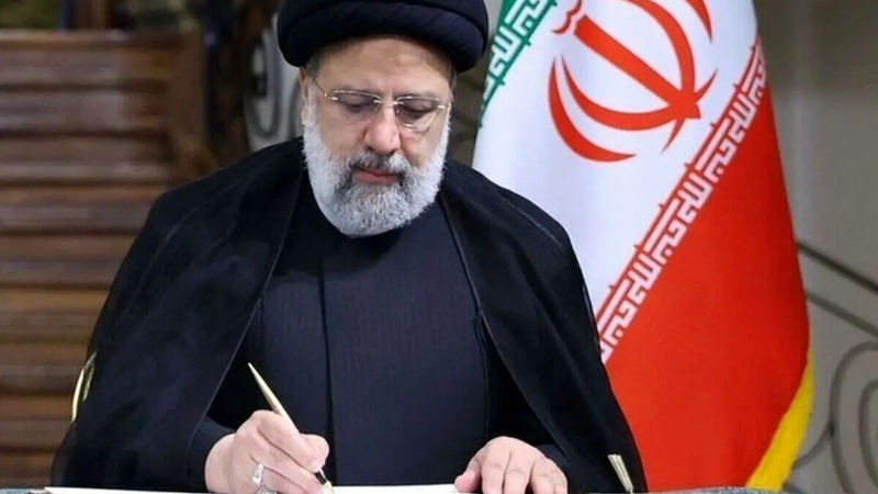 Dashuria për Iranin dhe ndjekja e Ehli Bejtit të Profetit, dy krahët e identitetit iranian / Mesazhi i Presidentit të Iranit