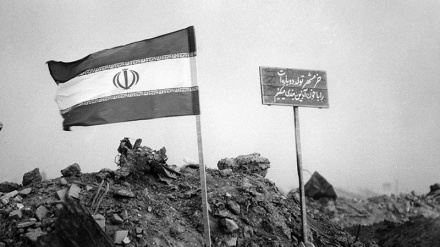 (FOTO) Iran, 42 anni fa, la liberazione di Khorramshahr – 1