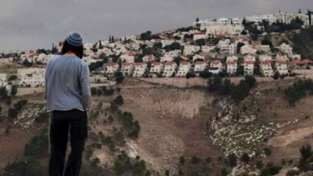 Haaretz: Të rinjtë izraelitë po largohen nga Izraeli