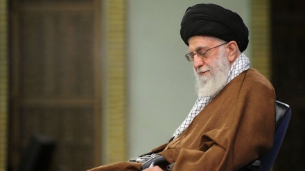 מנהיג המהפכה: כל חבר פרלמנט מייצג את כל העם האיראני