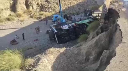 بلوچستان کې ترافیکي پېښې له امله ۵۰ تنو ته مرګ ژوبله اوښتې