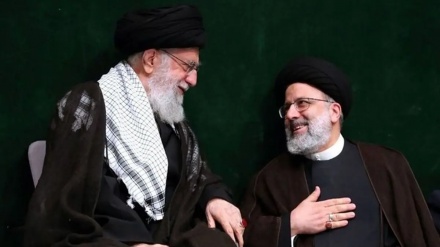 Соболезнование Лидера Исламской Революции и объявление общественного траура в связи с мученической гибелью президента и его дорогих соратников