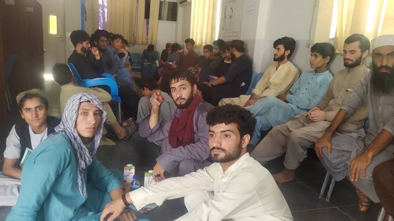 ۶۴ زندانی افغان از زندان‌های پاکستان آزاد شدند