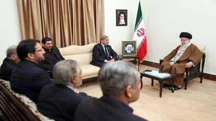 Pakistan Başbakanı İslam İnkılabı Rehberi ile görüştü
