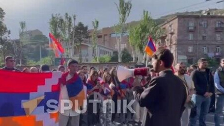 Մատենադարանի մոտից մեկնարկել է երիտասարդների երթը դեպի Հանրապետության հրապարակ