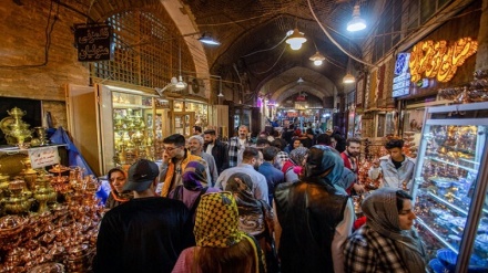 Iran da vedere, antichi bazar sono la meta dei turisti