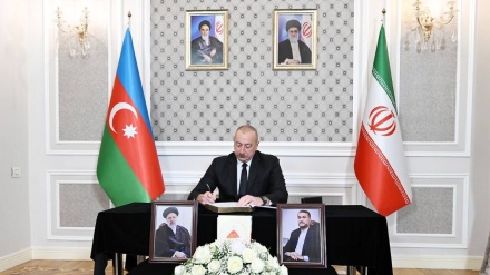 İlham Əliyev İran xalqının kədərinə şərik olmaq üçün Bakıdakı İran səfirliyində olub