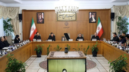Kikao cha kwanza cha Baraza la Mawaziri Iran chaongozwa na kaimu Rais Mohammad Mokhber