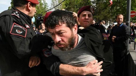 Մեկնաբանություն- Հայաստանում զանգվածային բողոքի ակցիաները Փաշինյանի կողմից Բաքվին արվող զիջումների դեմ