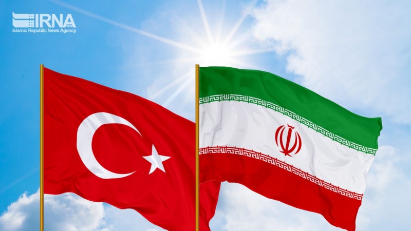 Bendera Turki dan Republik Islam Iran