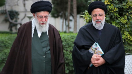 Message du Guide suprême de l'Iran: Ebrahim Raïssi ne connaissait pas la fatigue/5 jours de deuil public en Iran