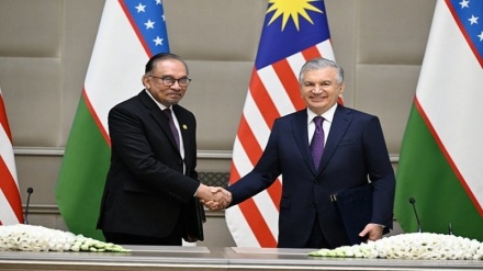Ўзбекистон Президенти Тошкентда  Малайзия Бош вазири  билан мулоқот қилди