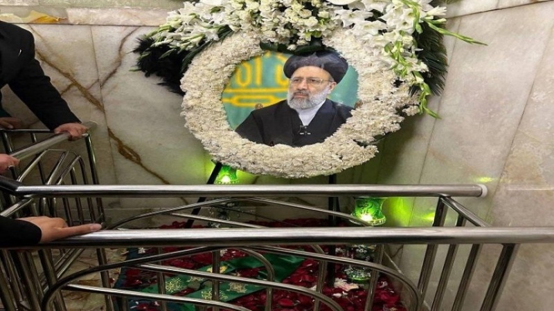 גופתו של הנשיא השהיד נקברה במסגד הקדוש במשהד