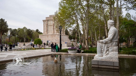 Tusədə Hakim Əbulğasım Firdovsi məğbərə şikilon