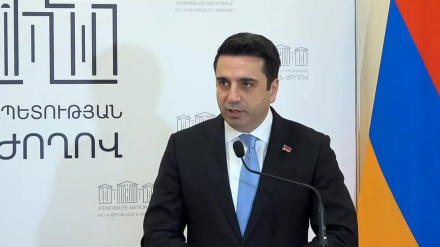 Բաքվի հետ բանակցում ենք տարածքային ամբողջականության փոխադարձ ճանաչման շուրջ․ Սիմոնյան