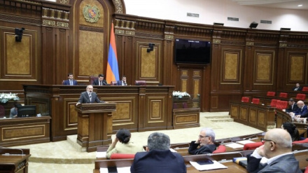 Ղարաբաղն ու ՀՀ ժողովրդի զրկանքներով ձեռք բերած զենքը հանձնեցին, հիմա եկել են իշխանափոխություն անեն, որ Հայաստանն էլ հանձնեն ՀԱՊԿ-ին․ Փաշինյան