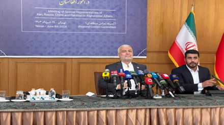 د تهران د غونډې په پای کې د کاظمي قمي خبري کنفرانس