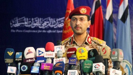 Jemenitische Streitkräfte greifen ein Handelsschiff und US-Flugzeugträger Eisenhower an