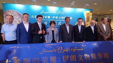 Проведение выставки славы древнего Ирана в Шанхае, Китай
