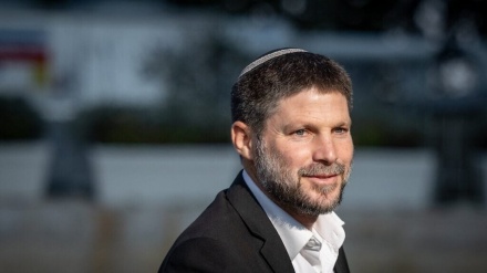 סמוטריץ' דן עם רבני 