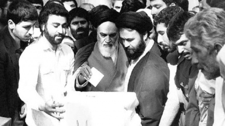 Imam Khomeini (F) und eine Änderung in der Führung / Nein zur Scheinwissenschaft des Westens