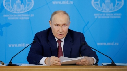 Putin: L’attuale situazione nel mondo è il risultato dell’egoismo e dell’arroganza dei Paesi occidentali