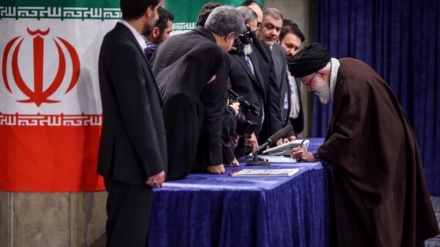 Iranianët nisin votimin në zgjedhjet e parakohshme presidenciale