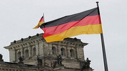 رایزنی آلمان با کشورهای ثالث برای ازسرگیری اخراج مهاجرین به افغانستان