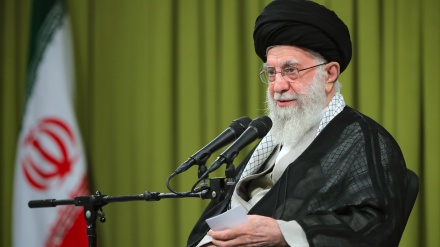 Imam Khamanei: Tugas Terpenting MA adalah menegakkan keadilan dengan berani dan tanpa basa-basi