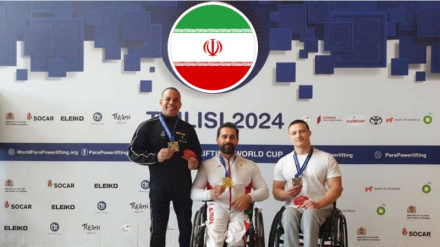 L'haltérophile handisport iranien remporte la médaille d'or de la Coupe du monde en Géorgie