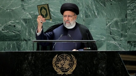 Le souverain coranique idéal s'est matérialisé dans la personne du président martyr iranien