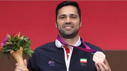 İranlı atlet Asya eskrim şampiyonasında bronz madalya kazandı