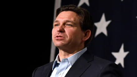 רון דסנטיס: אמריקה לא יכולה לסבול עוד 4 שנים של ביידן