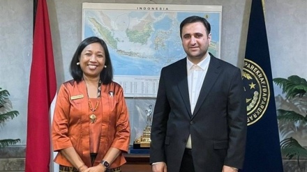 Iran, Indonesia to continue cooperation/Facilitating joint tours, events