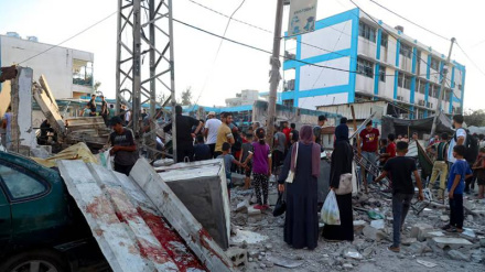 Sulm ajror i regjimit sionist në një shkollë në Gaza/ Martirizohen disa palestinezë të tjerë