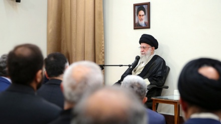 Imam Khamenei: May God help Iranian nation elect the best